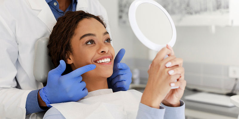 Why You Should See Your Dentist About Teeth Whitening