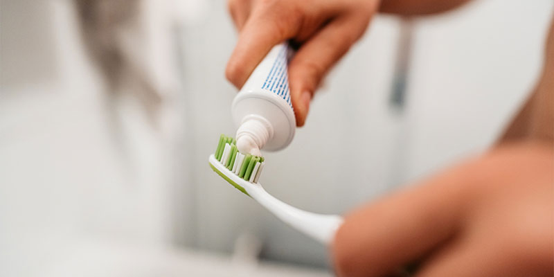 How to Build a Strong Dental Hygiene Routine at Home